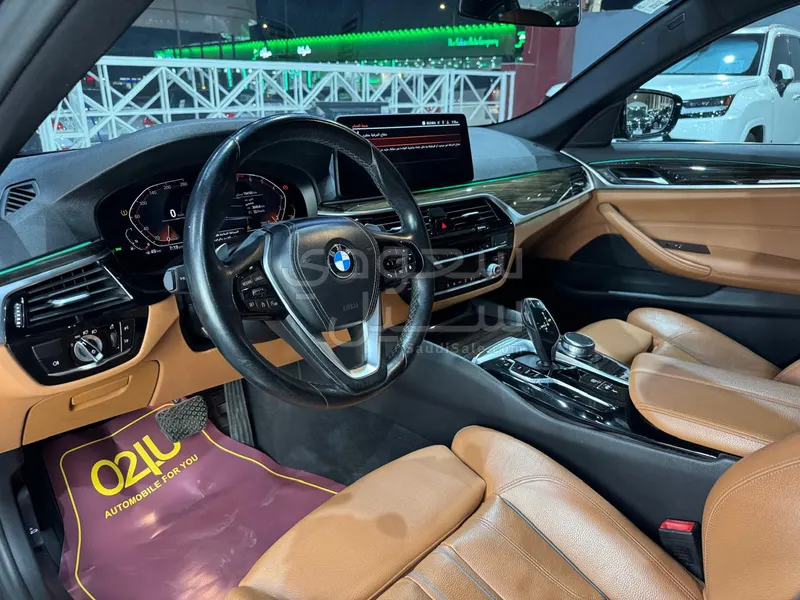 2023 بي ام دبليو الفئة الخامسة 520 أي