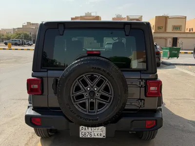 2024 جييب رانجلر سبورت