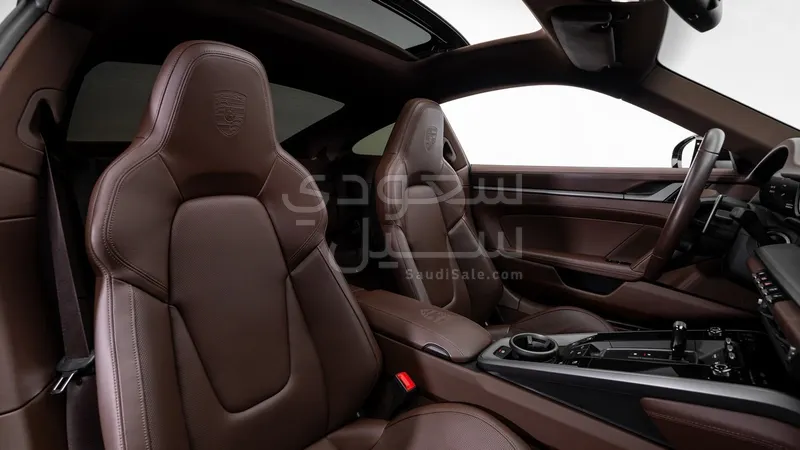 2021 بورش 911 كاريرا اس