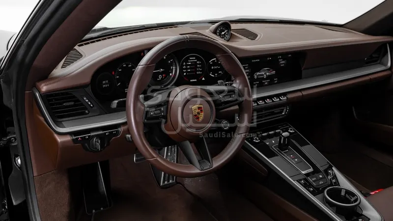 2021 بورش 911 كاريرا اس