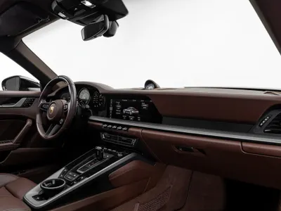 2021 بورش 911 كاريرا اس