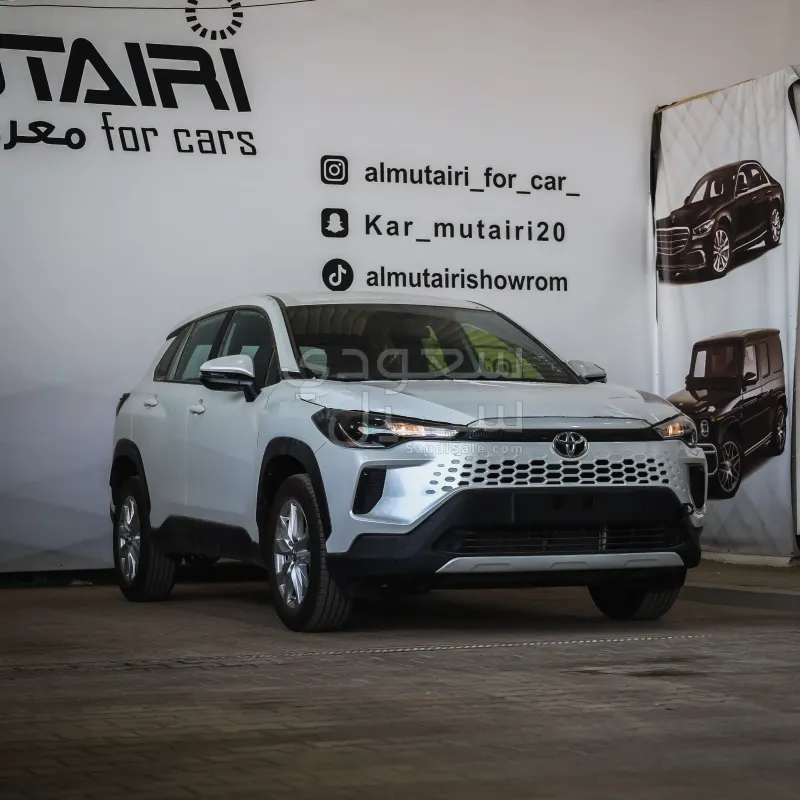 2025 تويوتا كورولا كروس