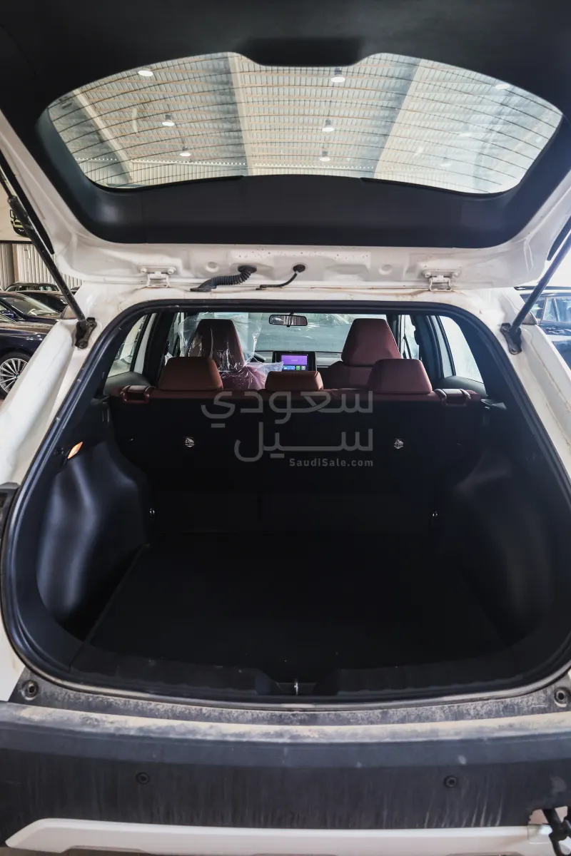 2025 تويوتا كورولا كروس