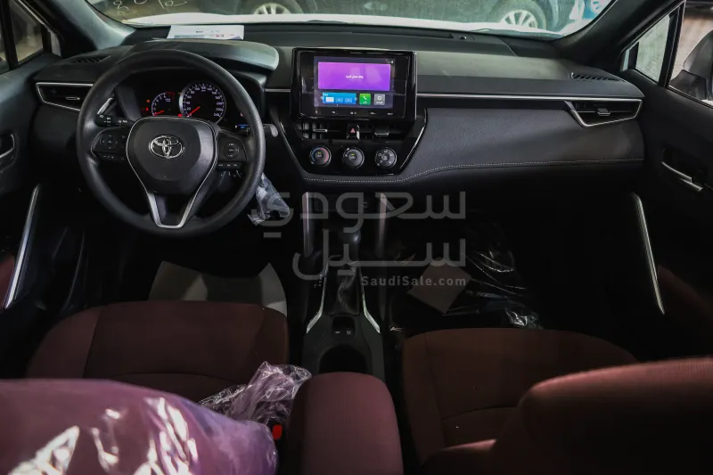 2025 تويوتا كورولا كروس