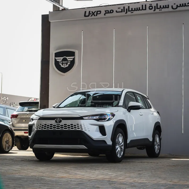 2025 تويوتا كورولا كروس