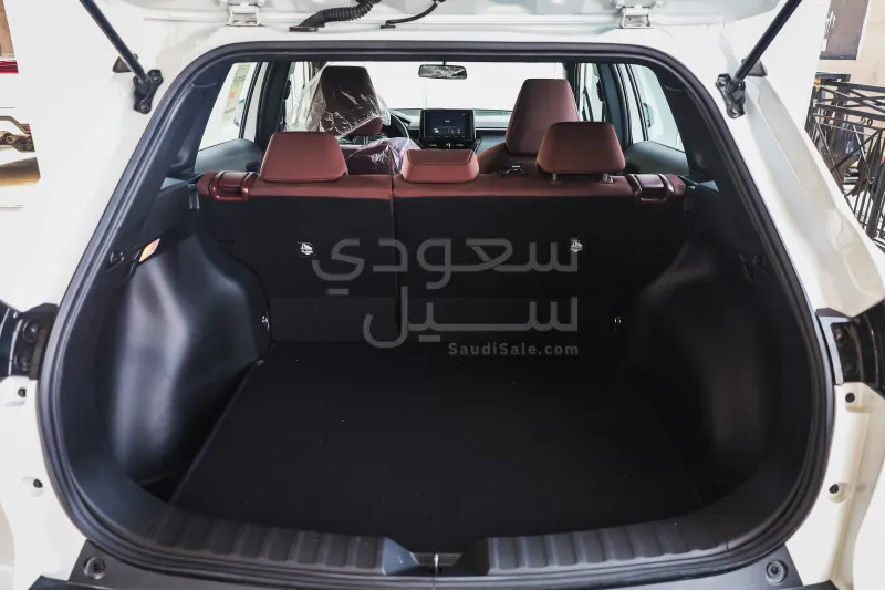2025 تويوتا كورولا كروس