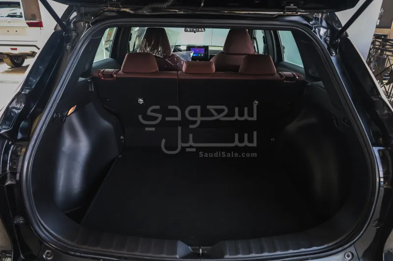 2025 تويوتا كورولا كروس