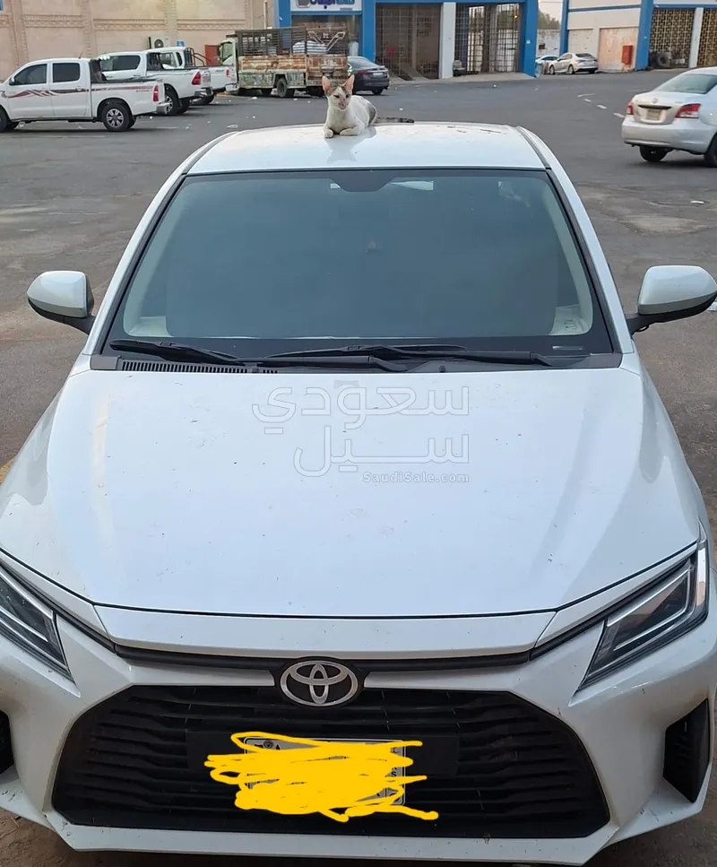 2024 تويوتا ياريس واي