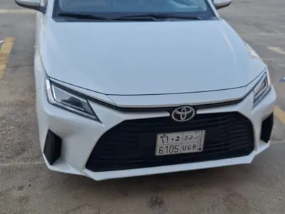 2024 تويوتا ياريس واي
