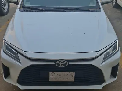 2024 تويوتا ياريس واي
