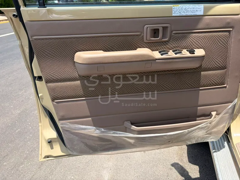 2015 تويوتا لاند كروزر شاص