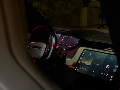 2024 لاند روفر رينج روفر سبورت اس في