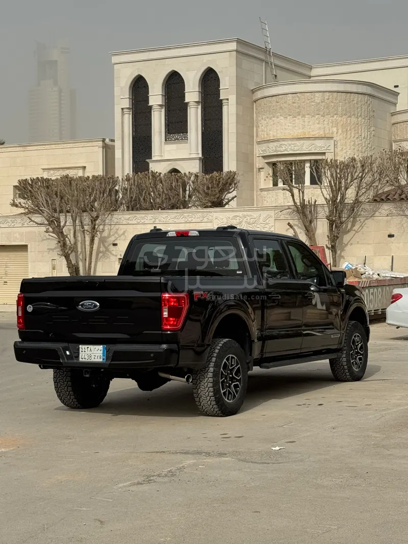 2022 فورد اف 150