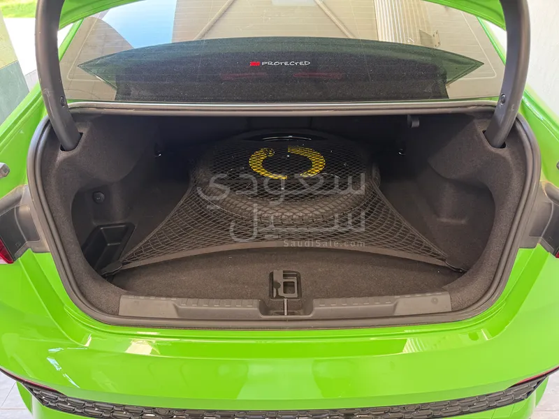 2022 اودي ار اس 3