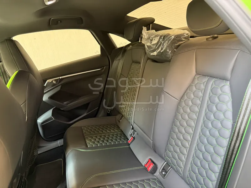 2022 اودي ار اس 3