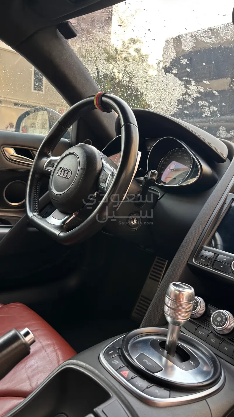 2008 اودي ار 8