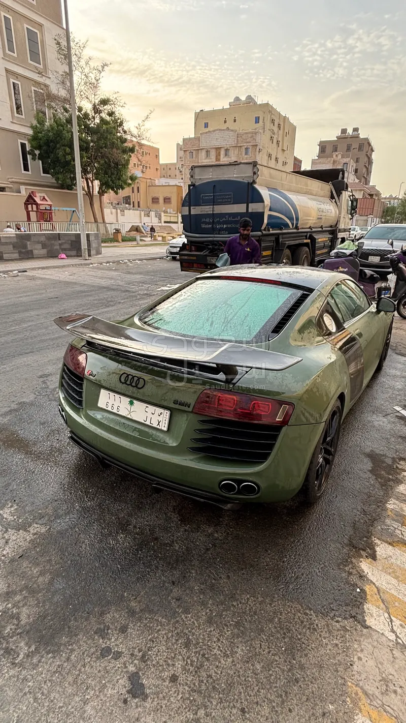 2008 اودي ار 8