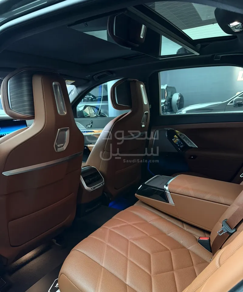 2024 بي ام دبليو الفئة السابعة 740أي