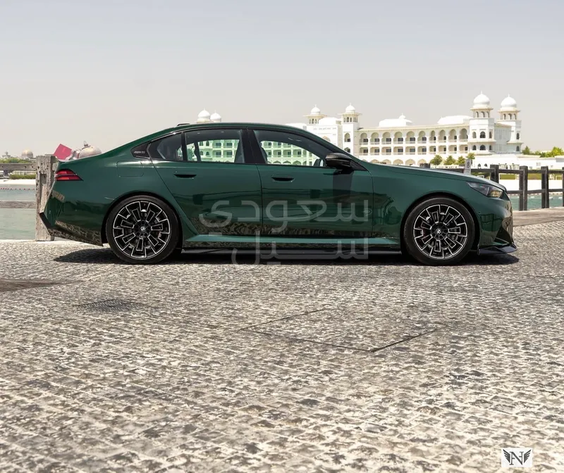 2026 بي ام دبليو الفئة ام إم 5