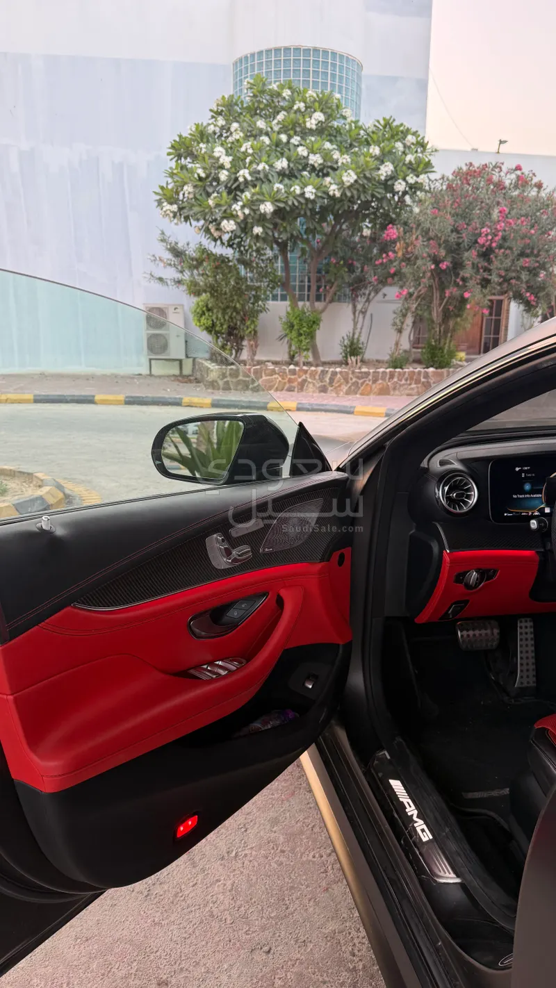2022 مرسيدس - بنز جي تي 53 أي إم جي