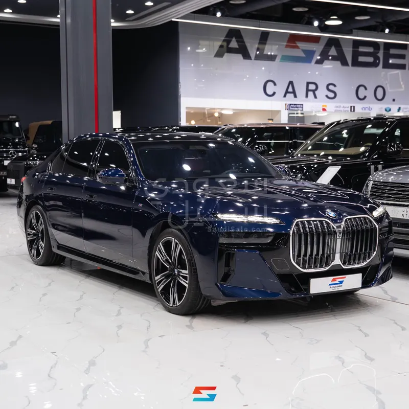 2024 بي ام دبليو الفئة السابعة 735أي