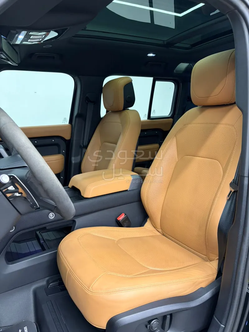 2024 لاند روفر ديفيندر V8 P525 ادشن