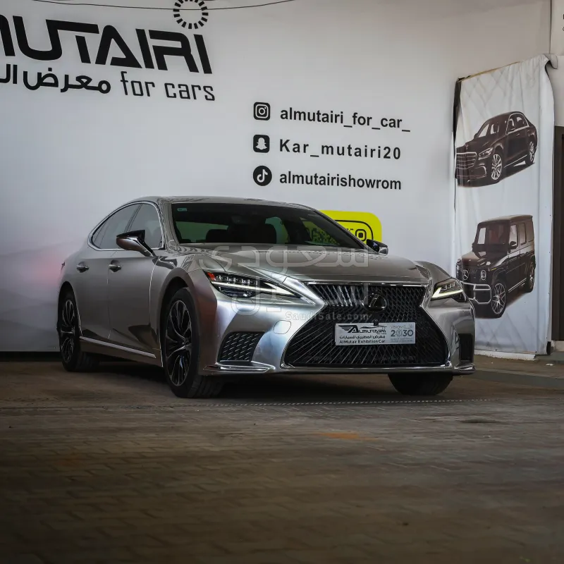 2021 لكزس إل إس 350