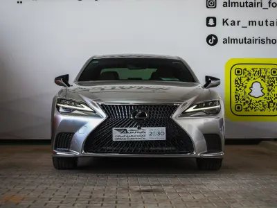 2021 لكزس إل إس 350