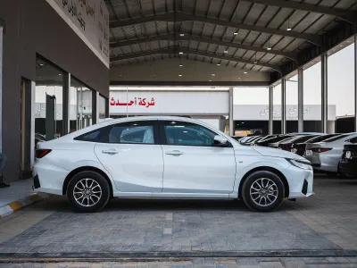 2026 تويوتا ياريس واي
