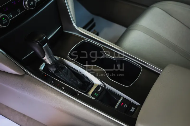 2022 هوندا اكورد سبورت