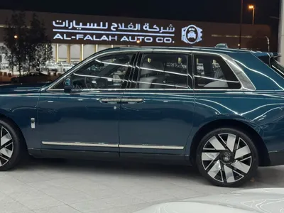 2021 رولز رويس كولينان سلفر بادج