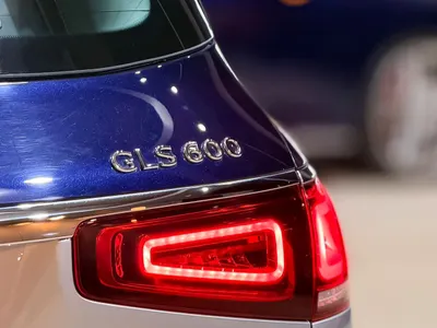 2022 مرسيدس - بنز جي إل إس 600 مايباخ