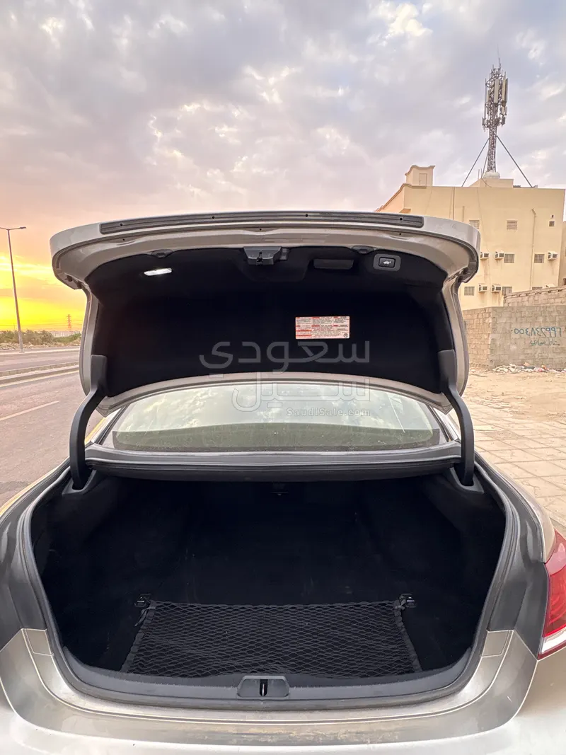 2015 لكزس إل إس 460
