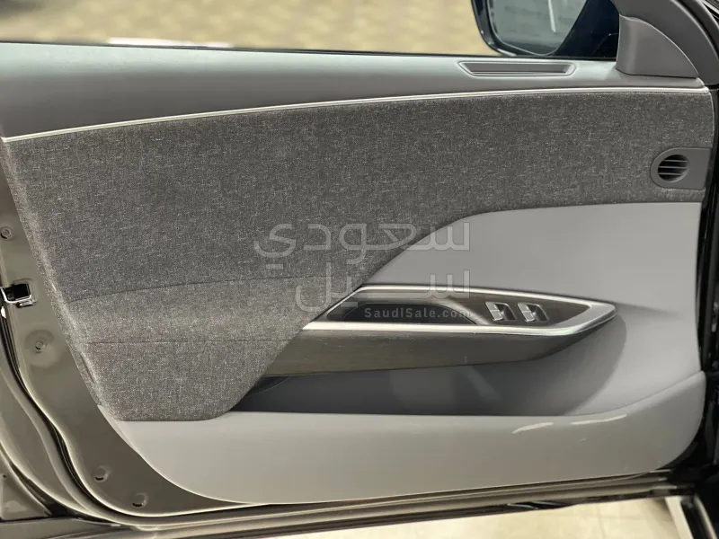 2024 لوسيد اير بيور