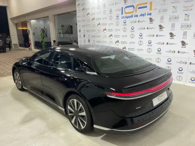2024 لوسيد اير بيور