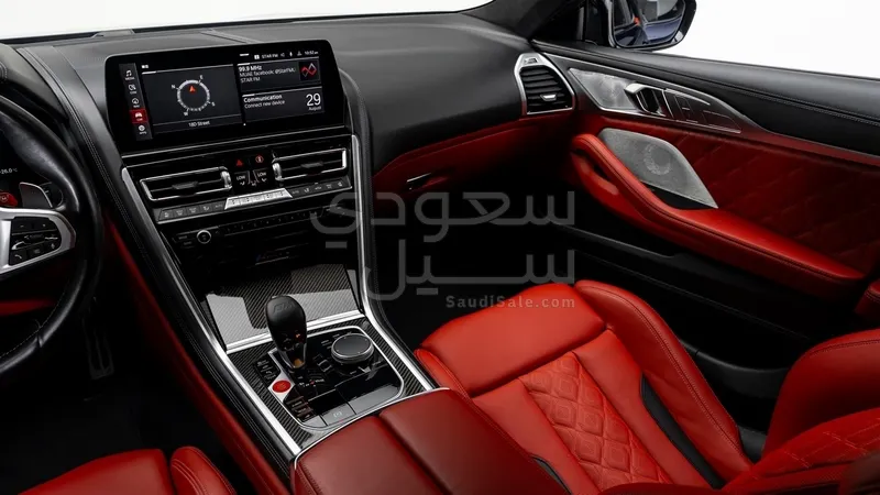 2023 بي ام دبليو الفئة ام إم 8 كومبيتيشن