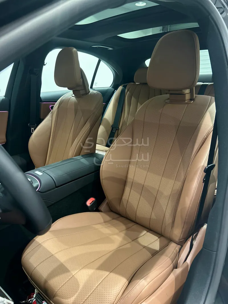 2025 مرسيدس - بنز إي 200