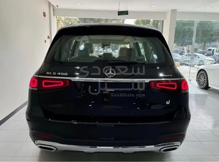 2023 مرسيدس - بنز جي إل إس 450