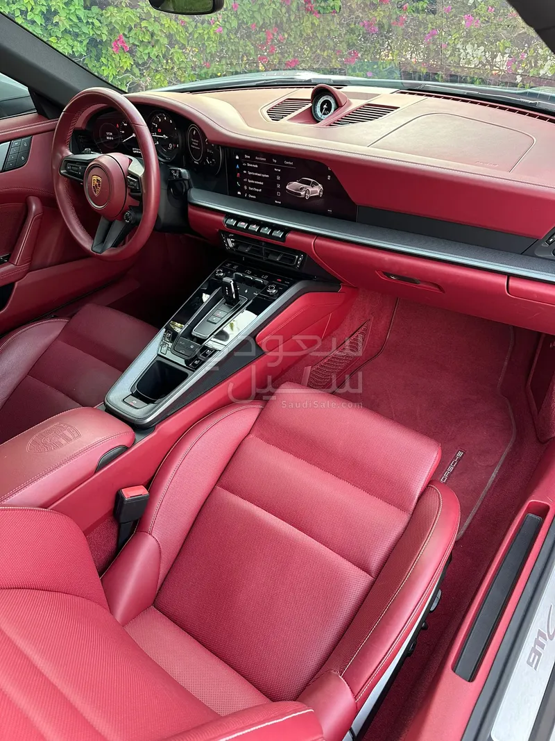 2022 بورش 911 كاريرا اس