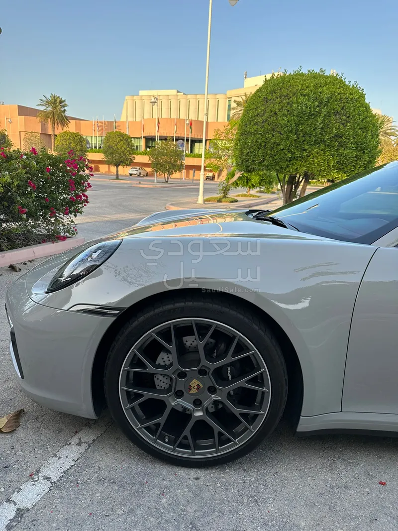 2022 بورش 911 كاريرا اس
