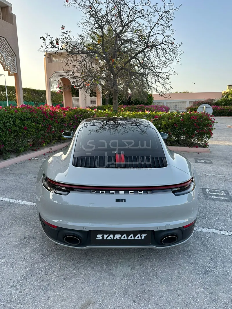 2022 بورش 911 كاريرا اس