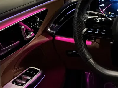 2025 مرسيدس - بنز إي 200