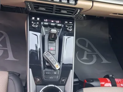 2025 بورش 911 كاريرا 911 توربو
