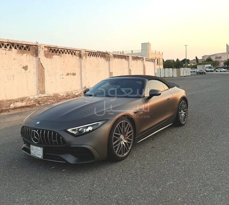 2024 مرسيدس - بنز إس إل 43