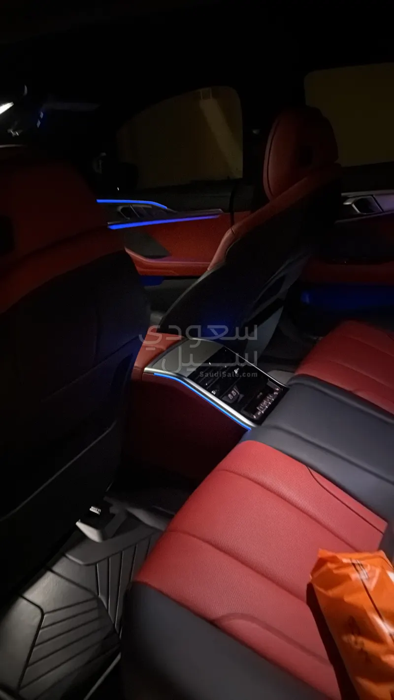 2023 بي ام دبليو الفئة الثامنة إم 850 أي