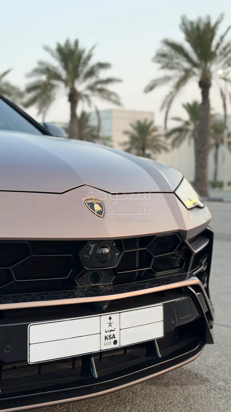 2019 لمبرجيني اوروس