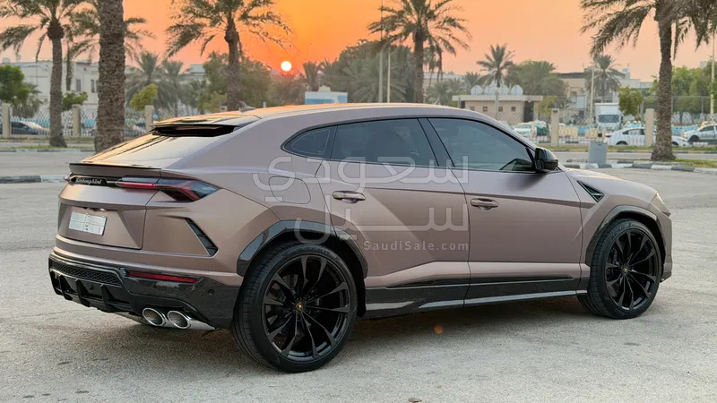 2019 لمبرجيني اوروس