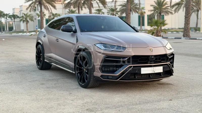2019 لمبرجيني اوروس