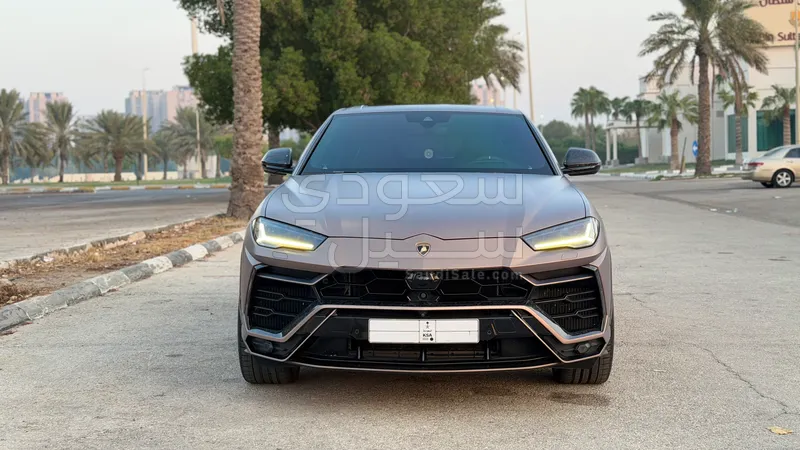 2019 لمبرجيني اوروس