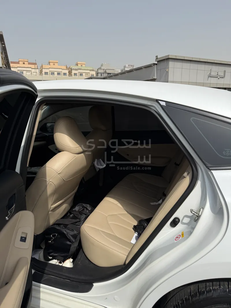 2020 تويوتا افالون تورينج